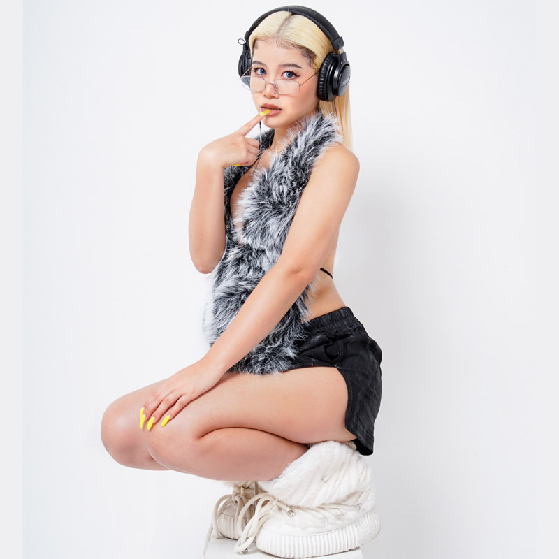 BRAVURA LOUNGE — DJ Bar & Lounge WREP, 5.05（火）