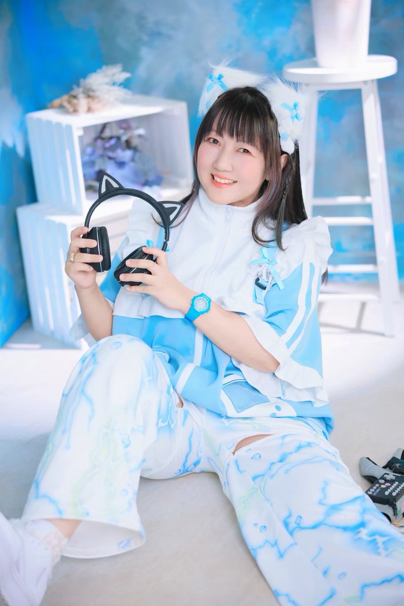 MOGRA 17th ANNIVERSARY PARTY DAY1 — MOGRA, 8.28（金）